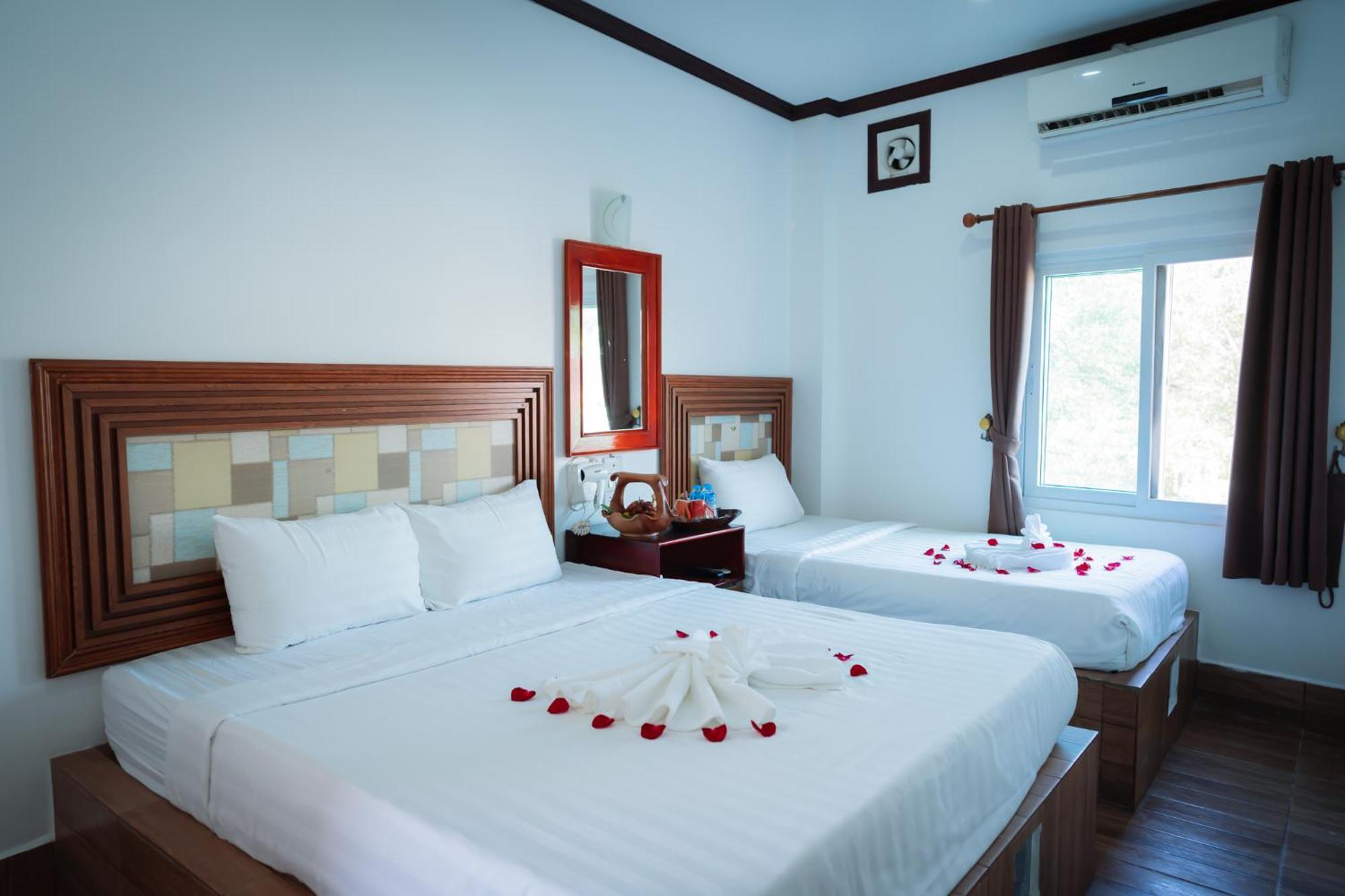 Vientiane Ruby Riverside Hotel Exterior photo