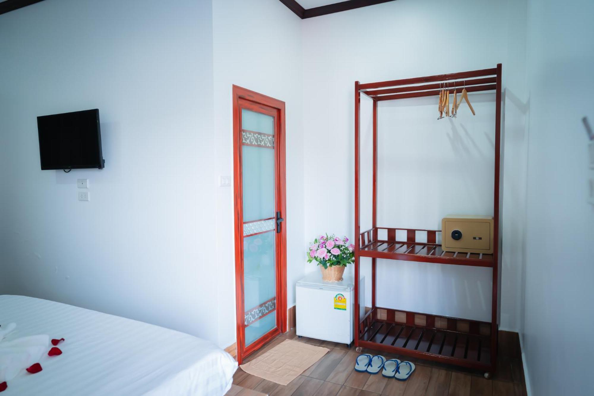 Vientiane Ruby Riverside Hotel Exterior photo
