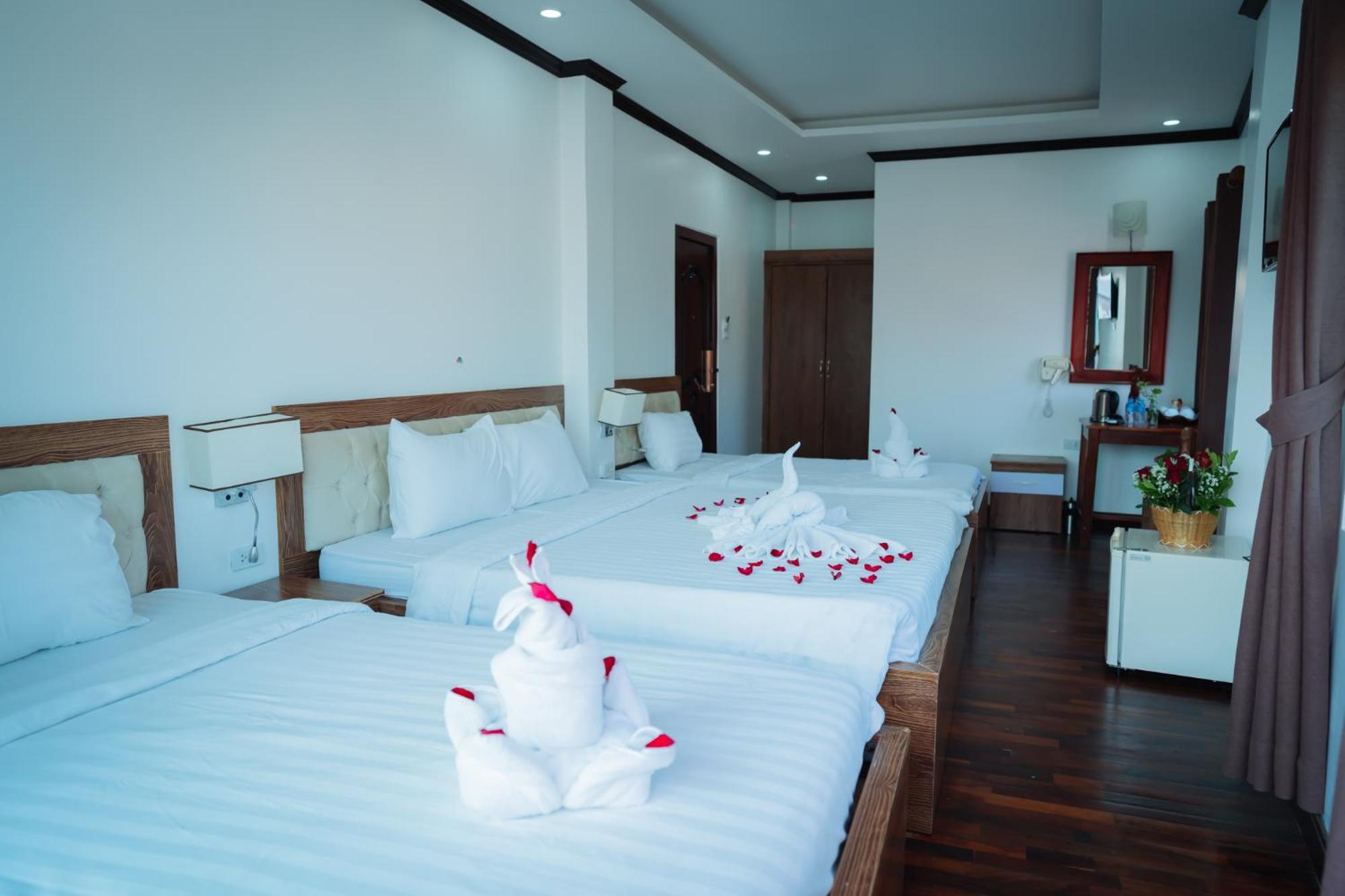 Vientiane Ruby Riverside Hotel Exterior photo